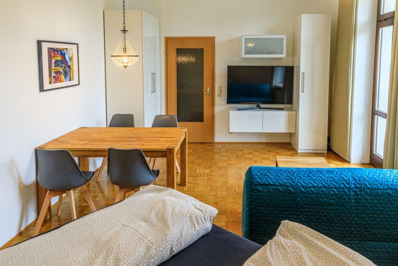 Charming City Apartment With Parking Spot Würzburg Kültér fotó