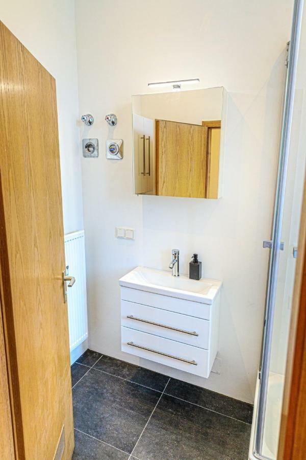 Charming City Apartment With Parking Spot Würzburg Kültér fotó